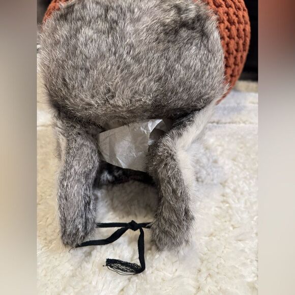 Authentic Russian fur trapper hat; never worn; bought in Russia - Picture 5 of 8